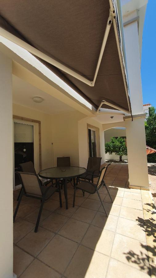 Villa Sofia Coral Bay Exteriör bild
