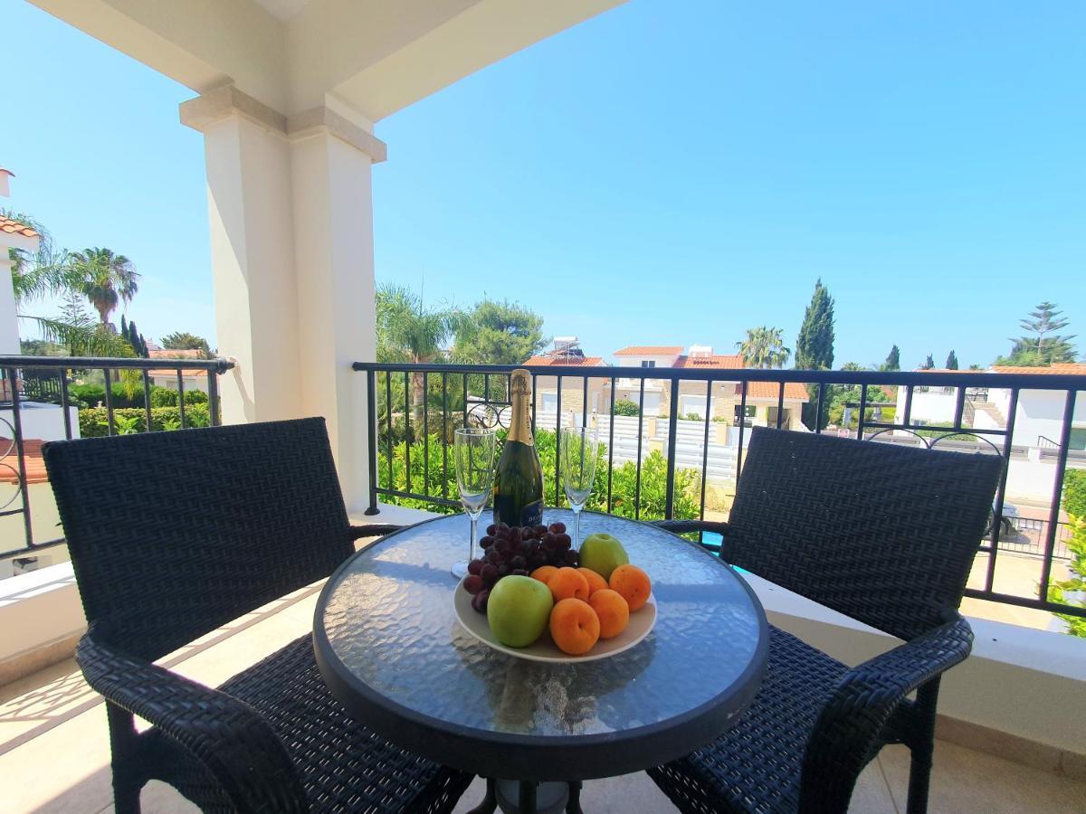 Villa Sofia Coral Bay Exteriör bild